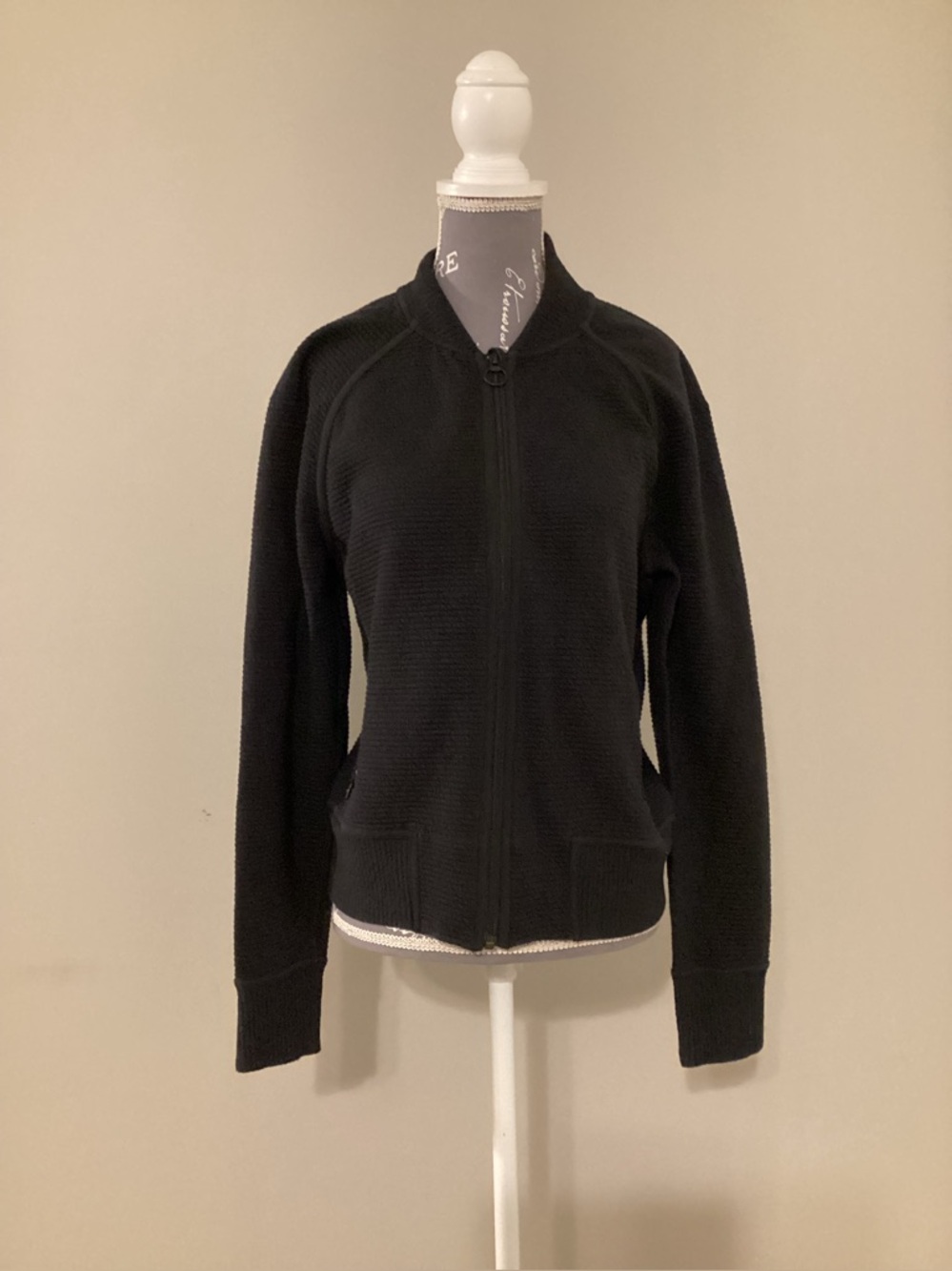 Lululemon On Repeat Bomber Women's Black Full-Zip Knit Jacket(8)